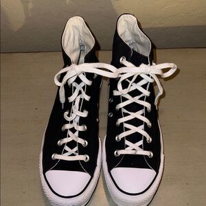 Converse Black High-Tops with White Accents Platform Excellent Condition 9.5